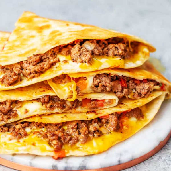 Beef Quesadilla 100g salsa