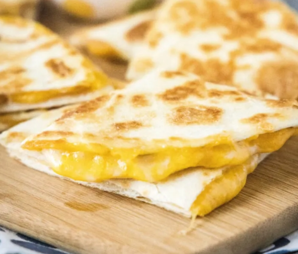 Cheese Only Quesadilla 100g salsa