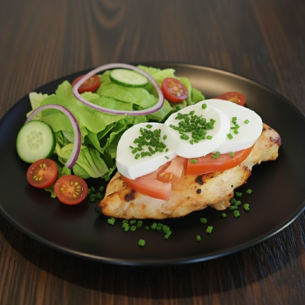 Grilled Caprese Chicken Salad 150g with Bread